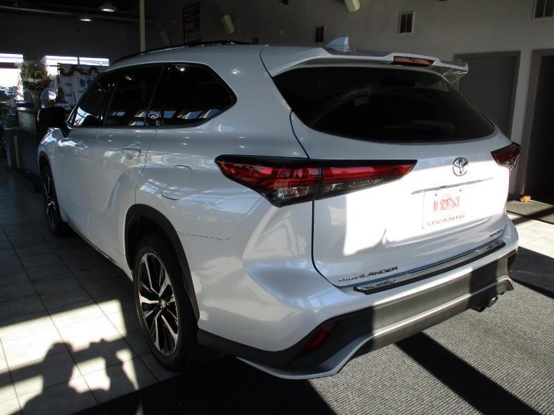 Toyota Highlander XSE AWD V6 2022