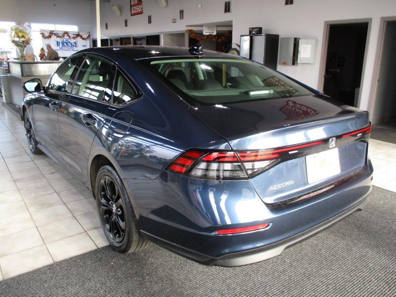 Honda Accord SE 2025