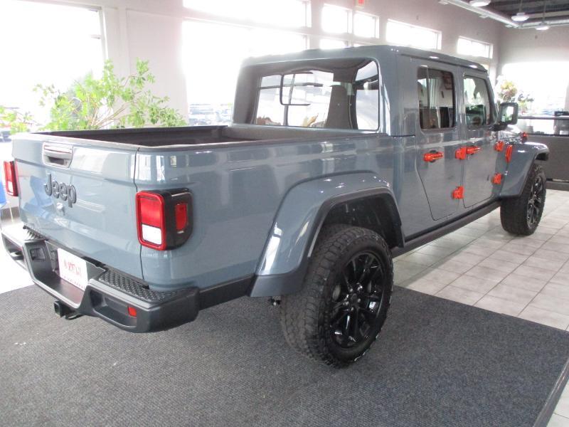 Jeep Gladiator  2025