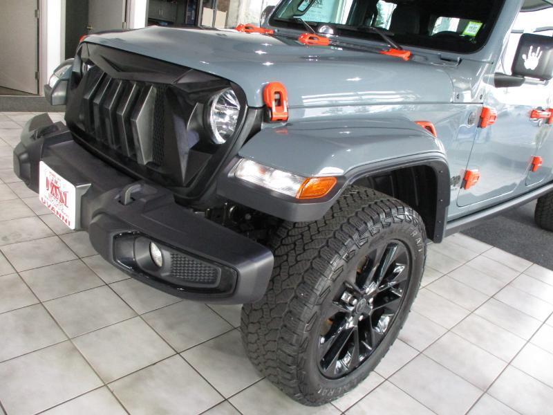 Jeep Gladiator  2025