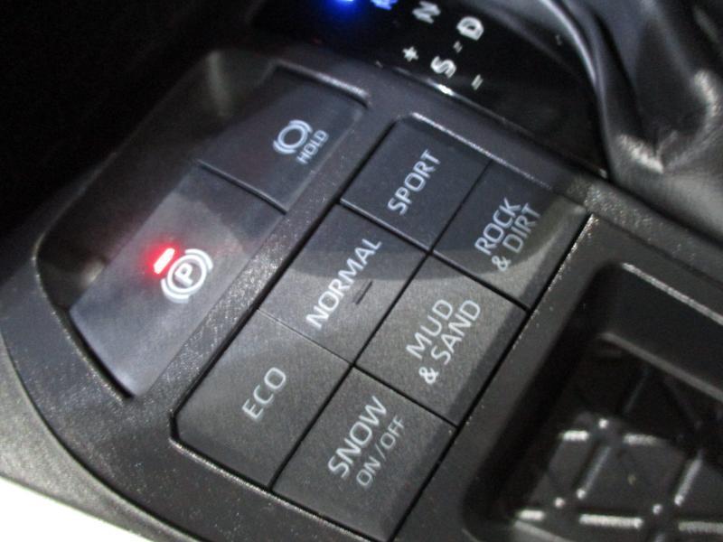 Toyota RAV4 XLE Premium AWD 2025