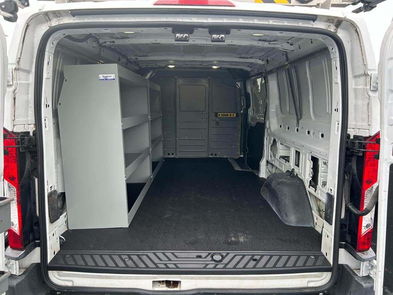 Ford Transit T-150 148" Low Rf 8600 GVWR Sliding RH Dr 2017