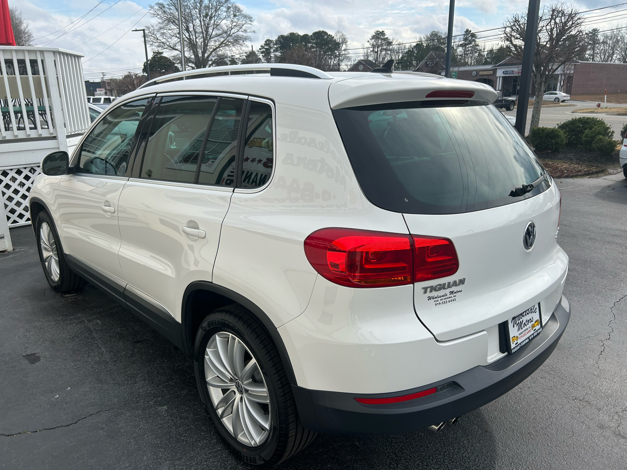 Volkswagen Tiguan S 2012