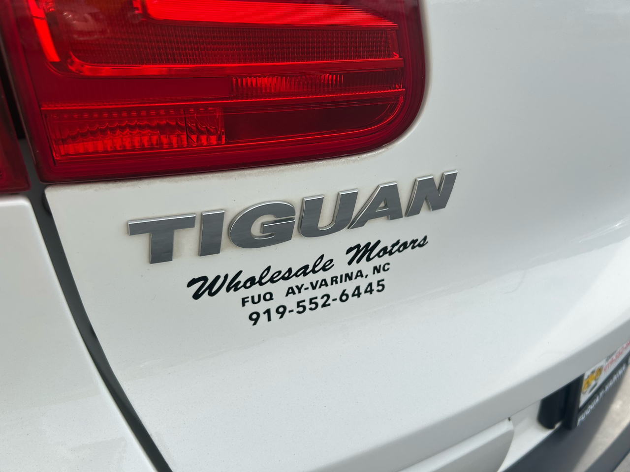 Volkswagen Tiguan S 2012