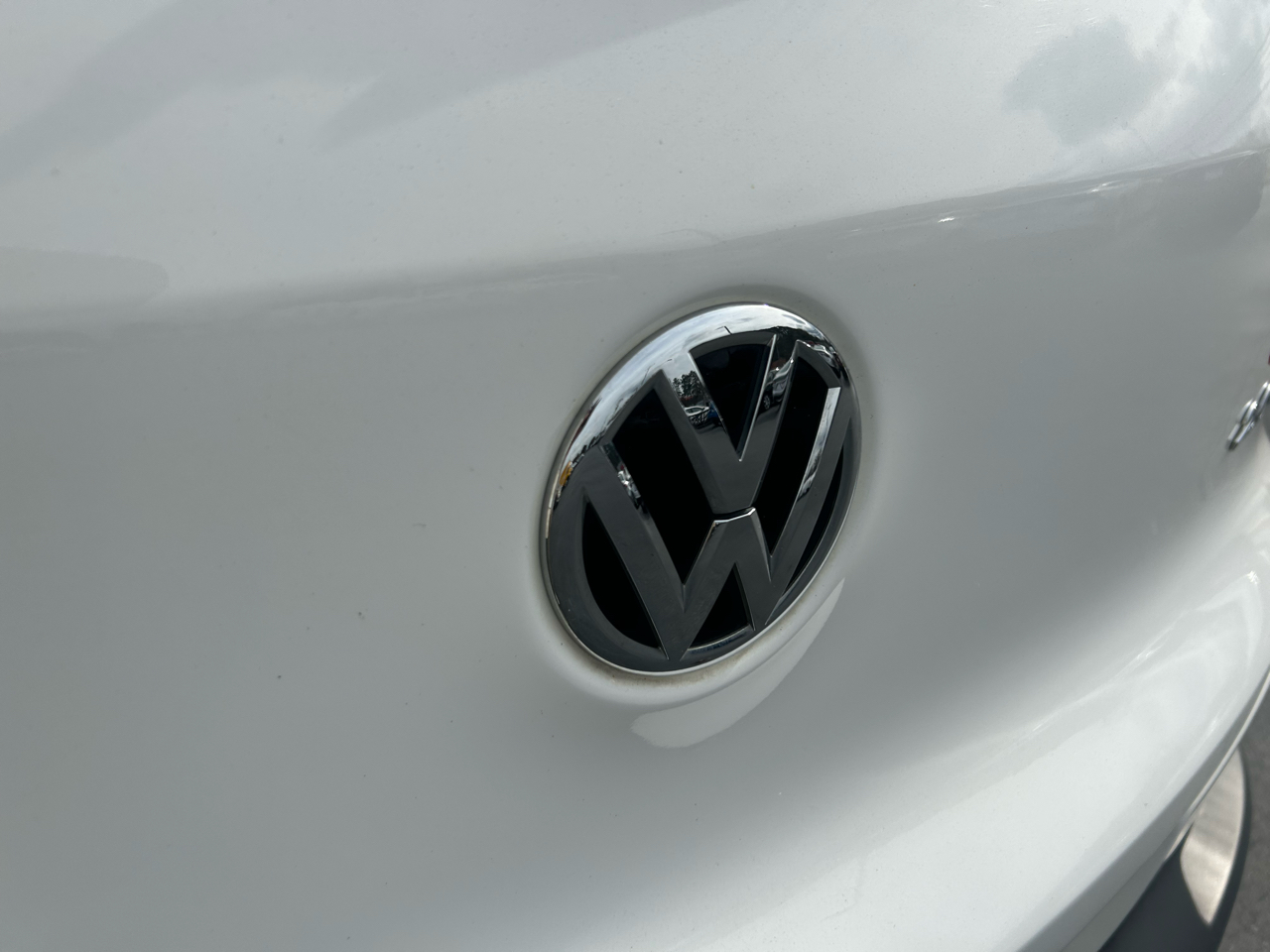 Volkswagen Tiguan S 2012