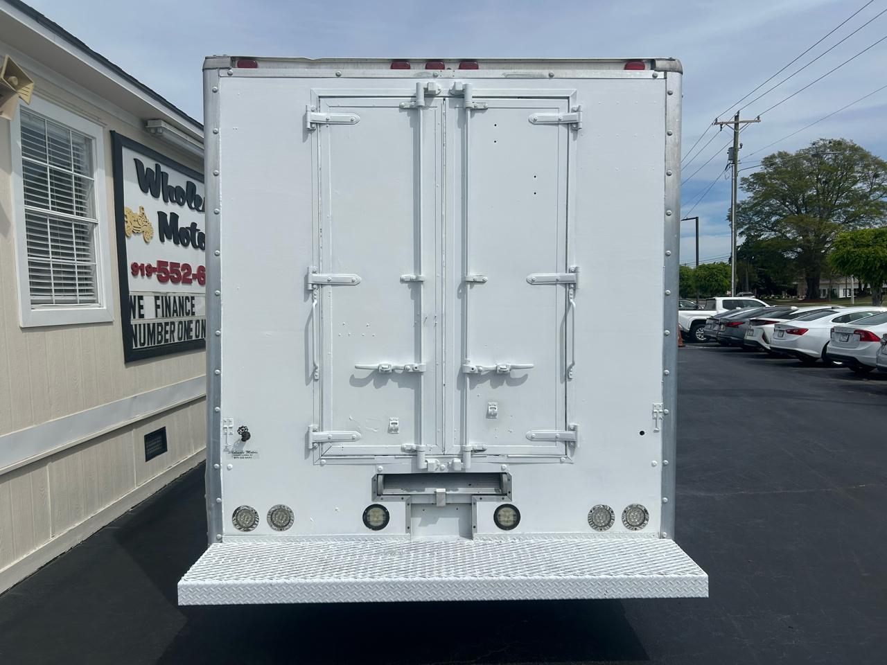 Isuzu NPR HD 109" WB 14500 GVWR IBT PWL LSD 2016