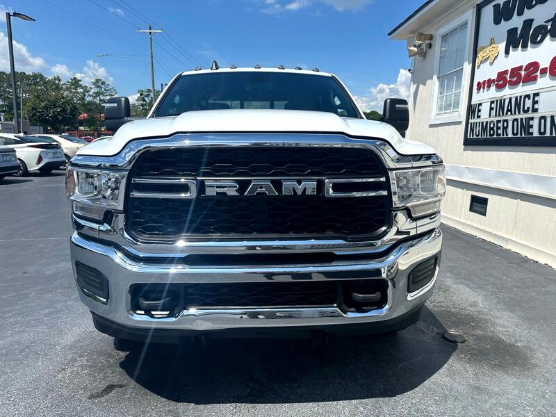 2023 Ram 2500 Tradesman photo 2