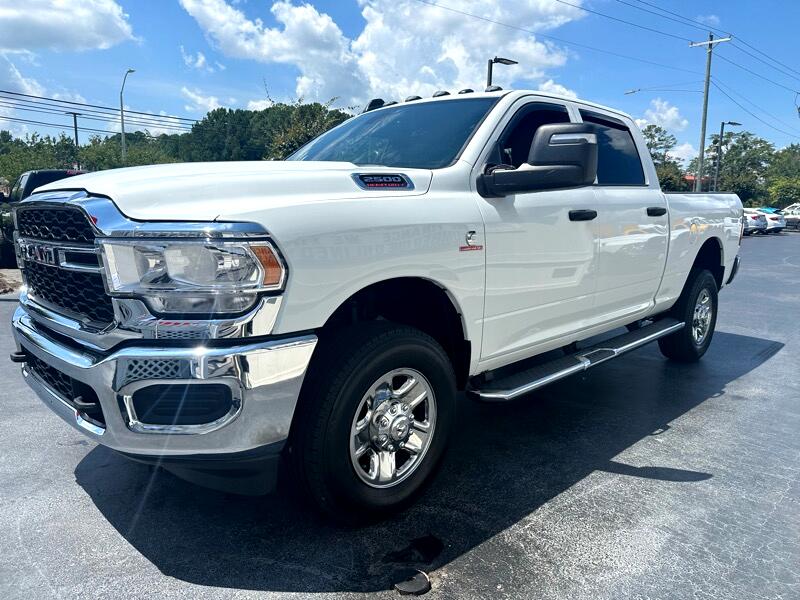 2023 Ram 2500 Tradesman photo 3