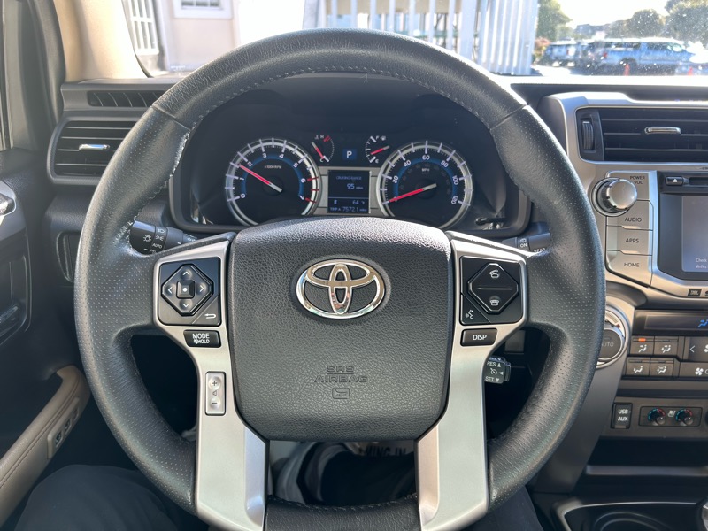 2018 Toyota 4Runner Limited 4WD V6 photo 11