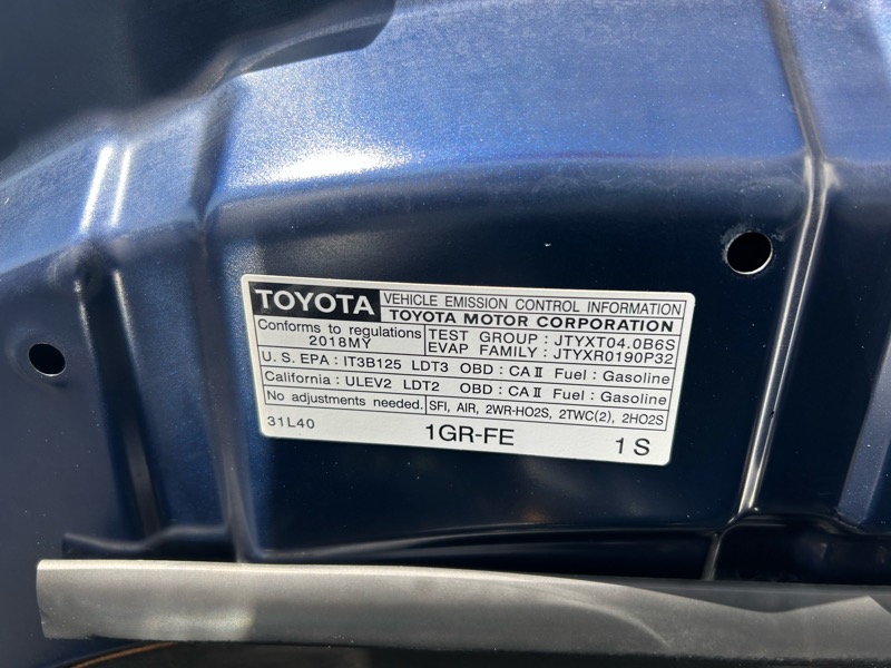 2018 Toyota 4Runner Limited 4WD V6 photo 38