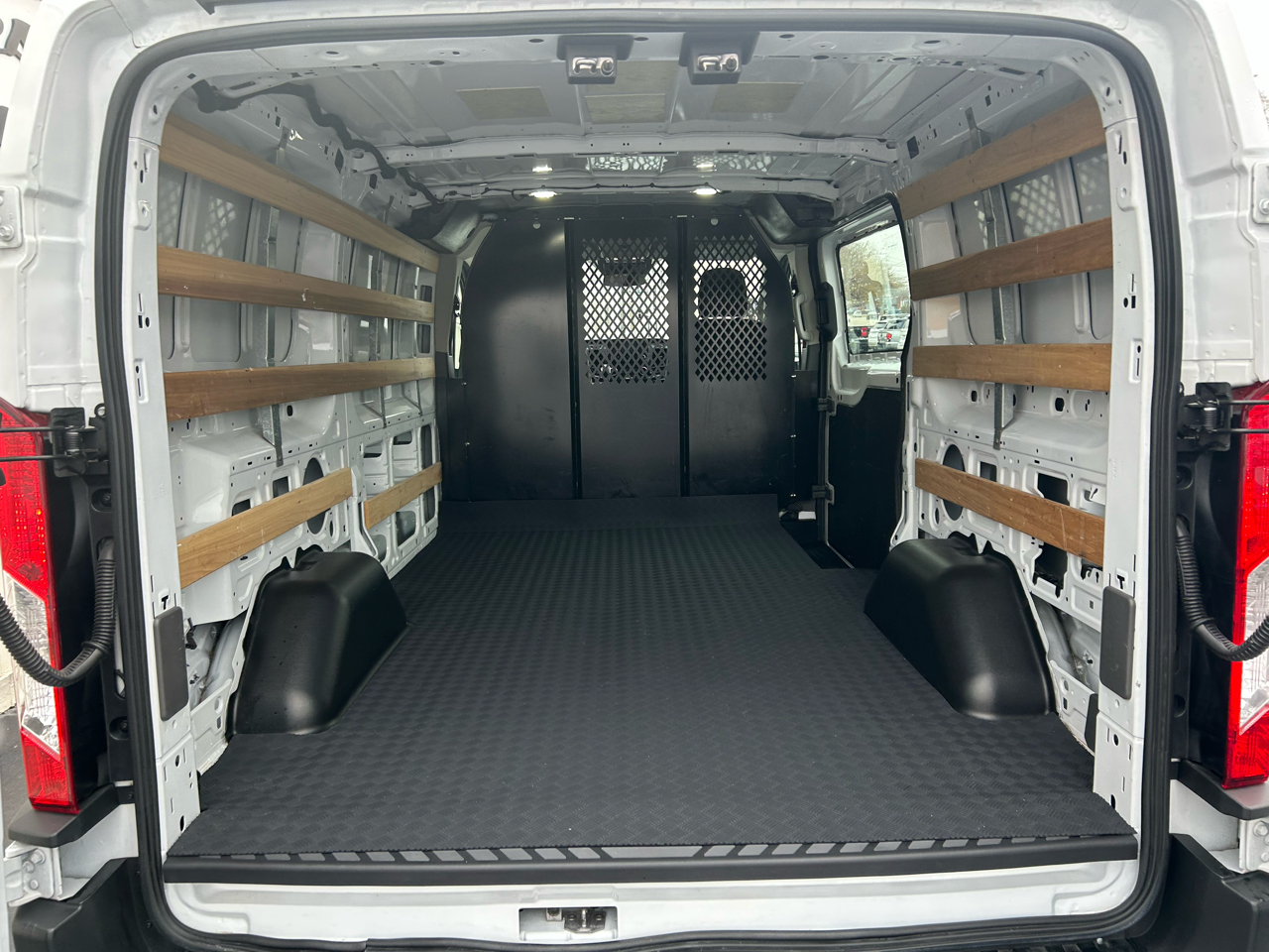 Ford Transit Cargo Van T-250 130" Low Rf 9070 GVWR RWD 2024