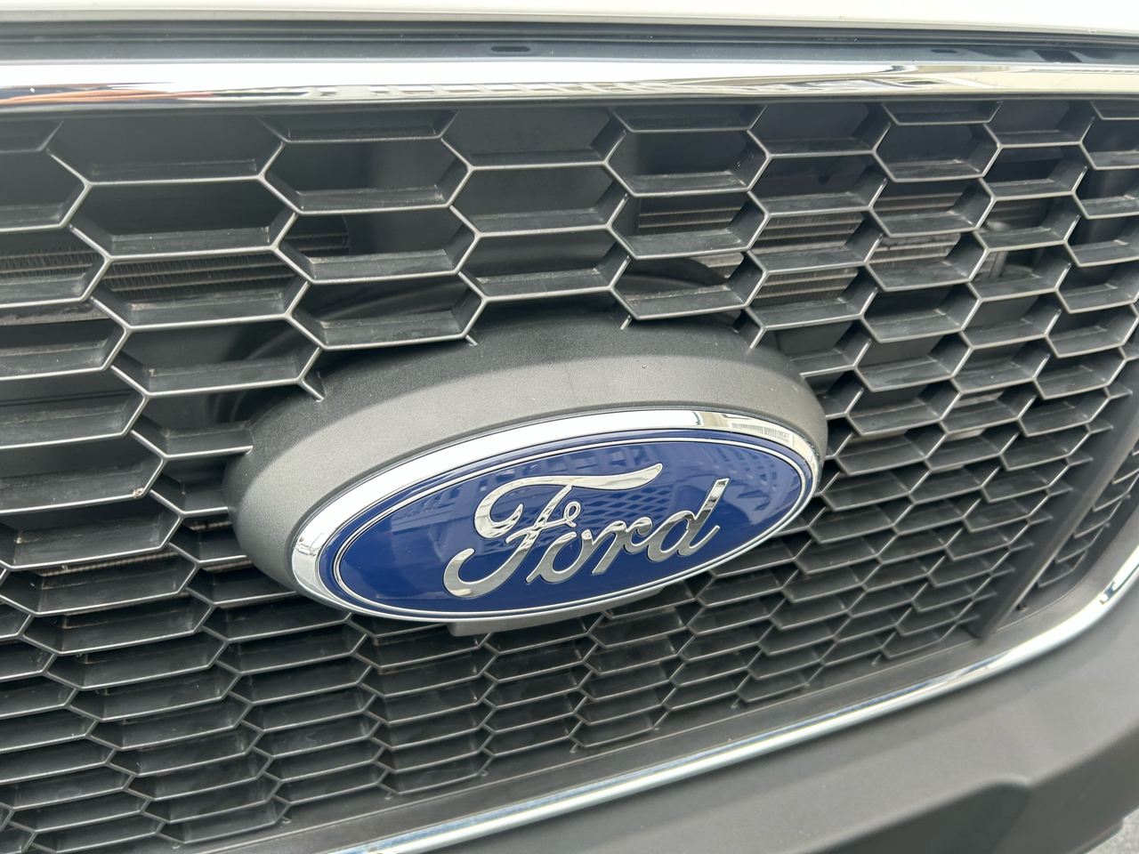 Ford Transit Cargo Van T-250 130" Low Rf 9070 GVWR RWD 2024