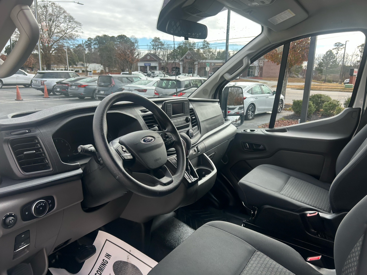 Ford Transit 250 XL 2024