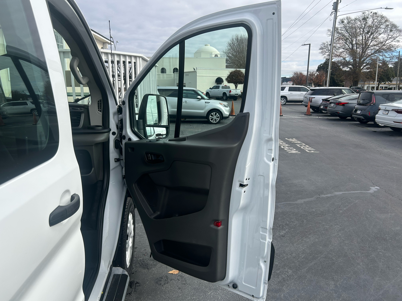 Ford Transit 250 XL 2024