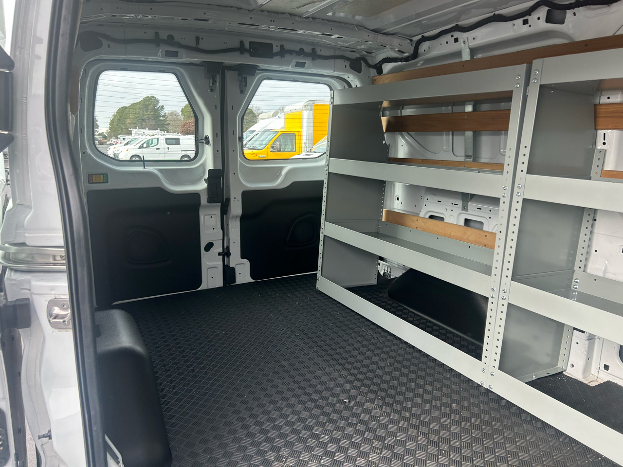 Ford Transit 250 XL 2024