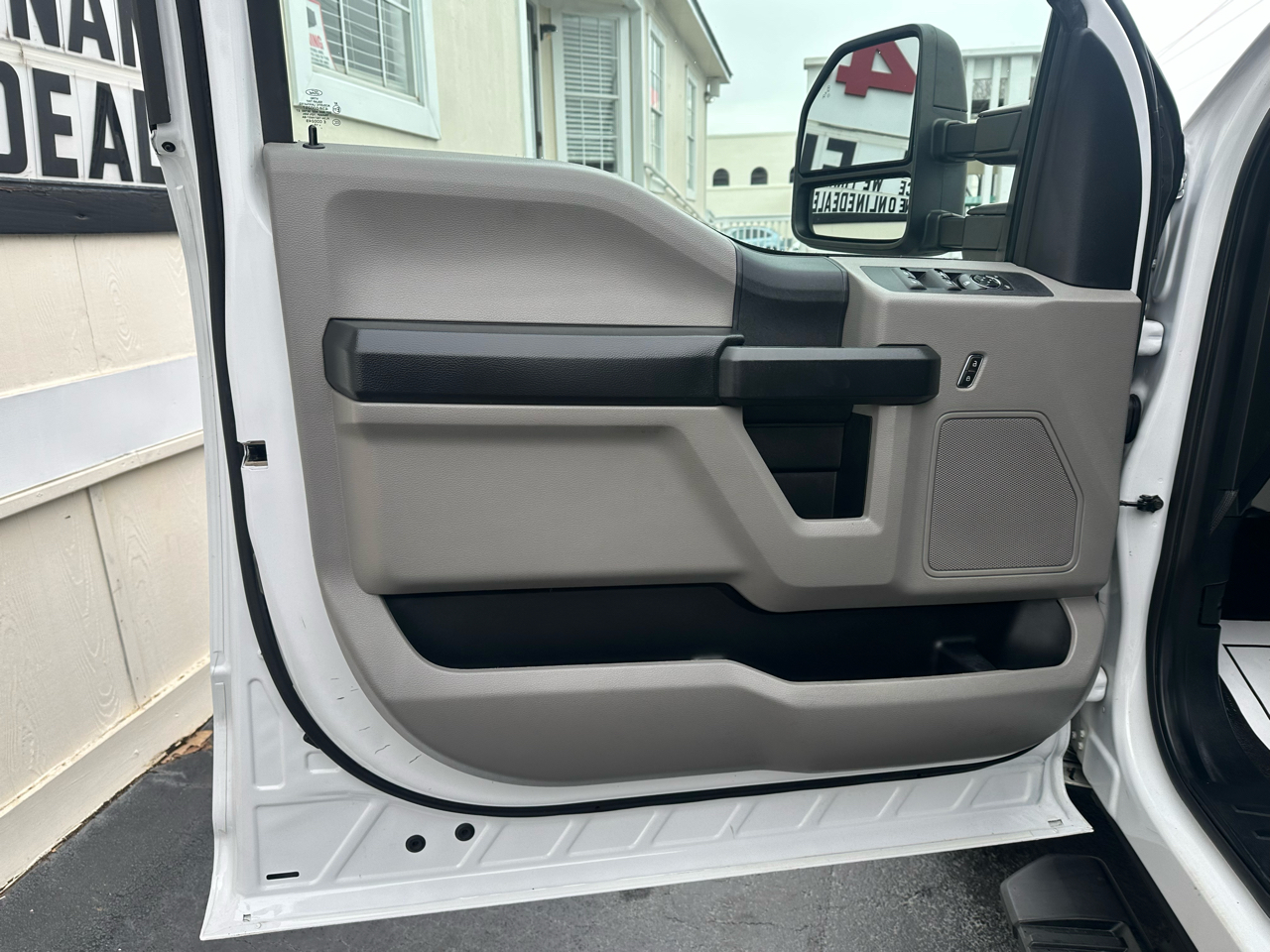 Ford Super Duty F-250 SRW 4WD SuperCab 158" XL 2019