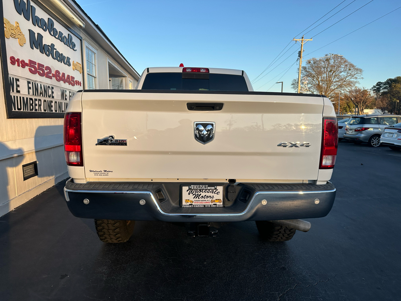 RAM 2500 Big Horn 4x4 Crew Cab 6'4" Box 2017