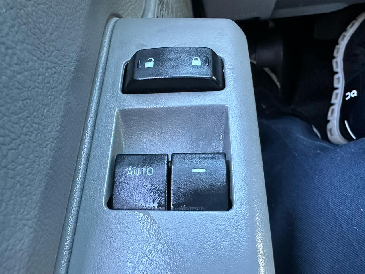 Ford Econoline E-350 2022