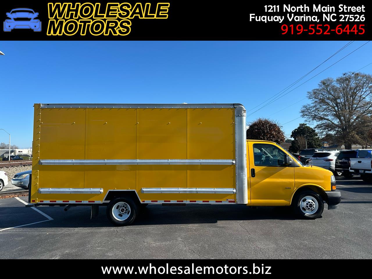 GMC Savana Commercial Cutaway 3500 Van 177" 2019