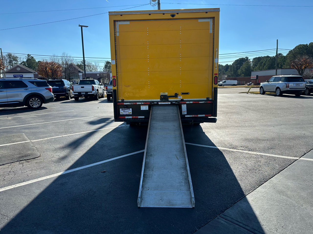 GMC Savana Commercial Cutaway 3500 Van 177" 2019