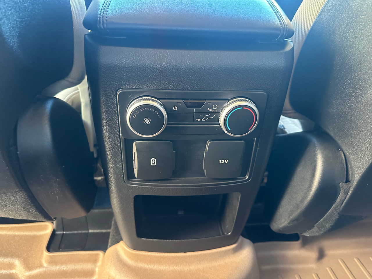 Ford Explorer XLT 4WD 2020