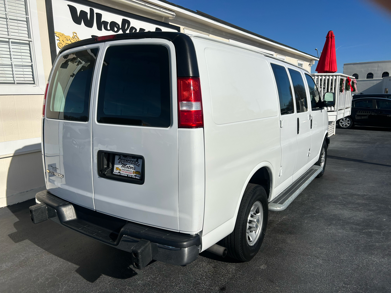 Chevrolet Express Cargo Van RWD 2500 135" 2024