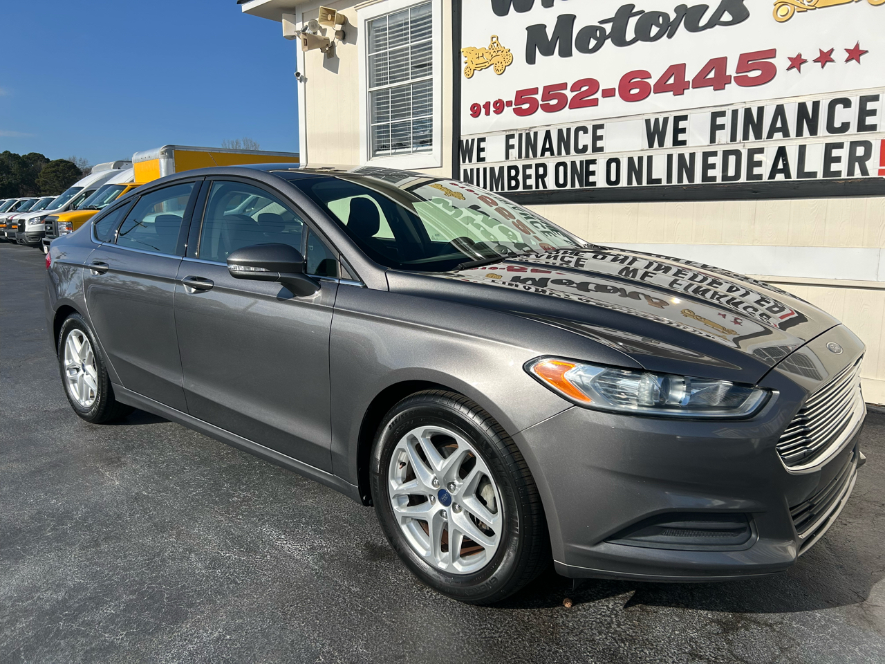 Ford Fusion SE 2014