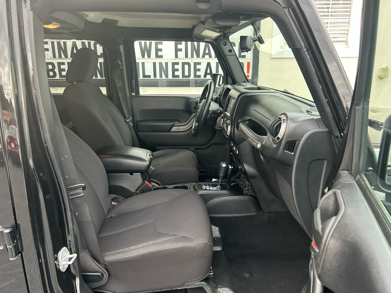 Jeep Wrangler Unlimited 4WD 4dr Sport 2015