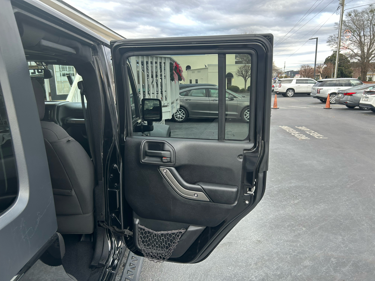 Jeep Wrangler Unlimited 4WD 4dr Sport 2015