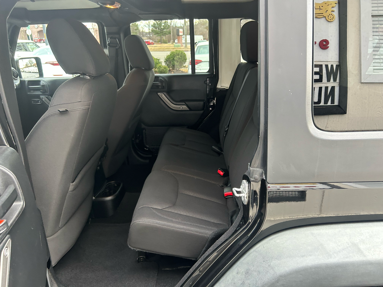 Jeep Wrangler Unlimited 4WD 4dr Sport 2015