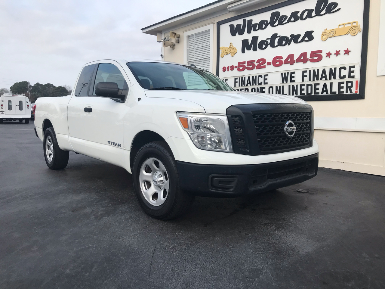 Nissan Titan 4x4 King Cab S 2019