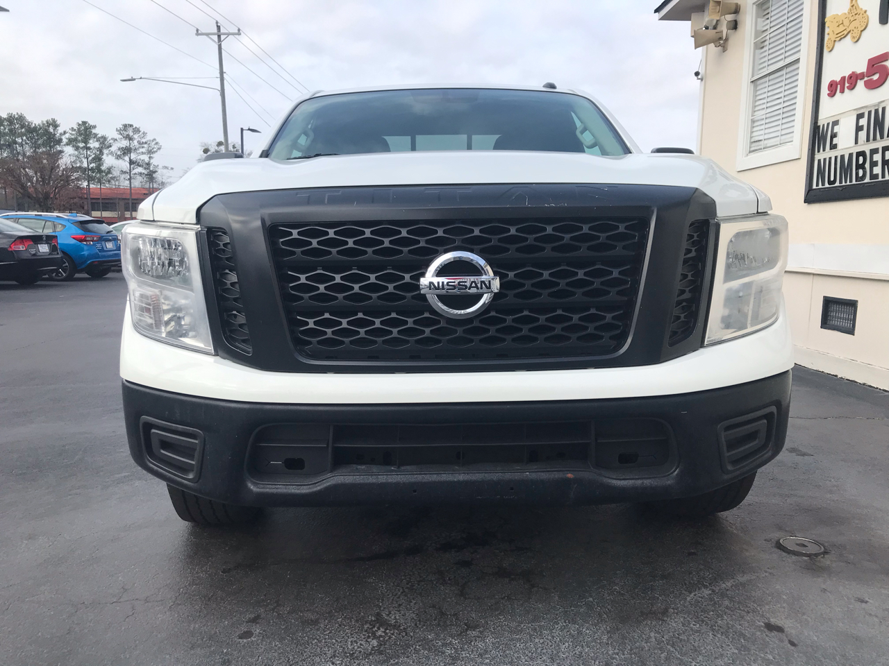 Nissan Titan 4x4 King Cab S 2019