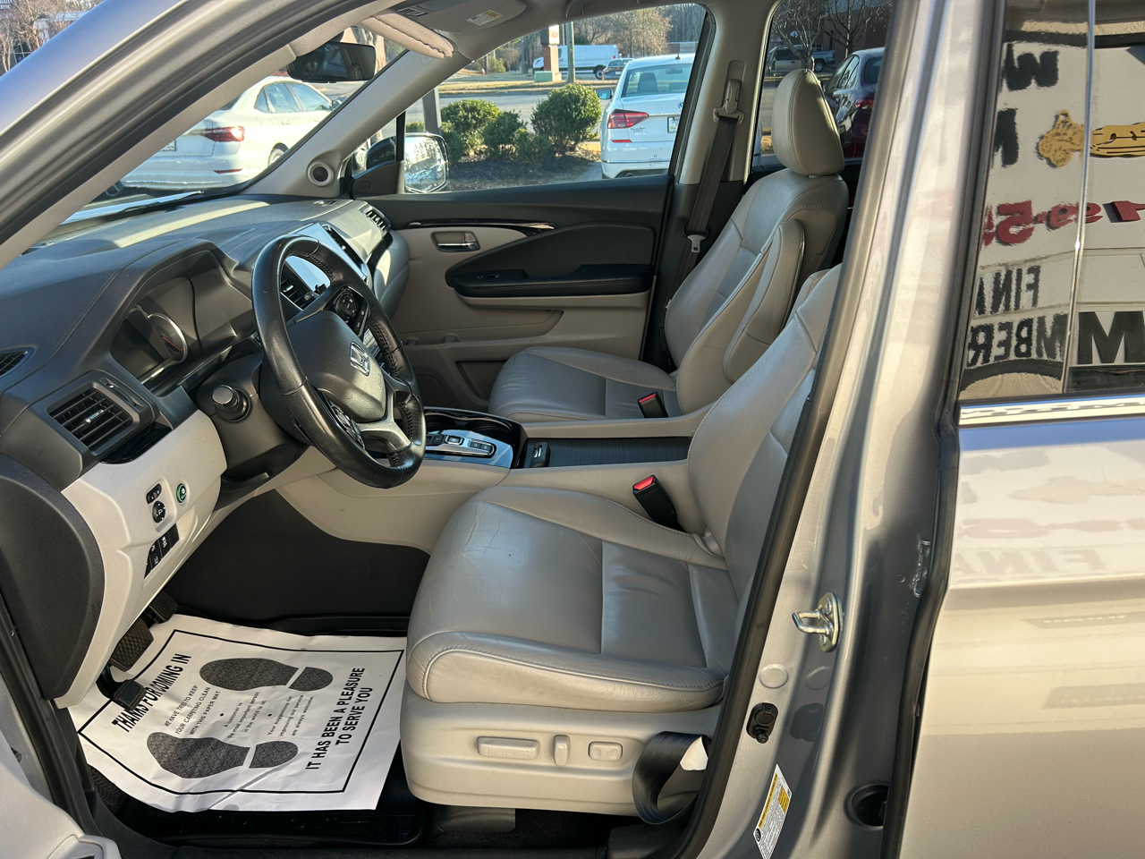 Honda Pilot Touring 7-Passenger AWD 2020