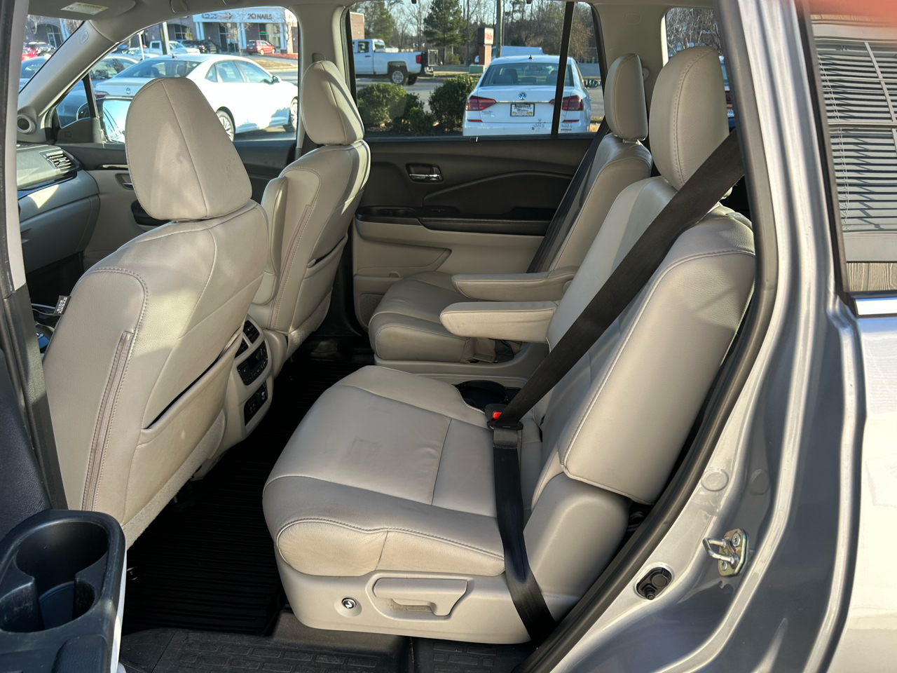 Honda Pilot Touring 7-Passenger AWD 2020