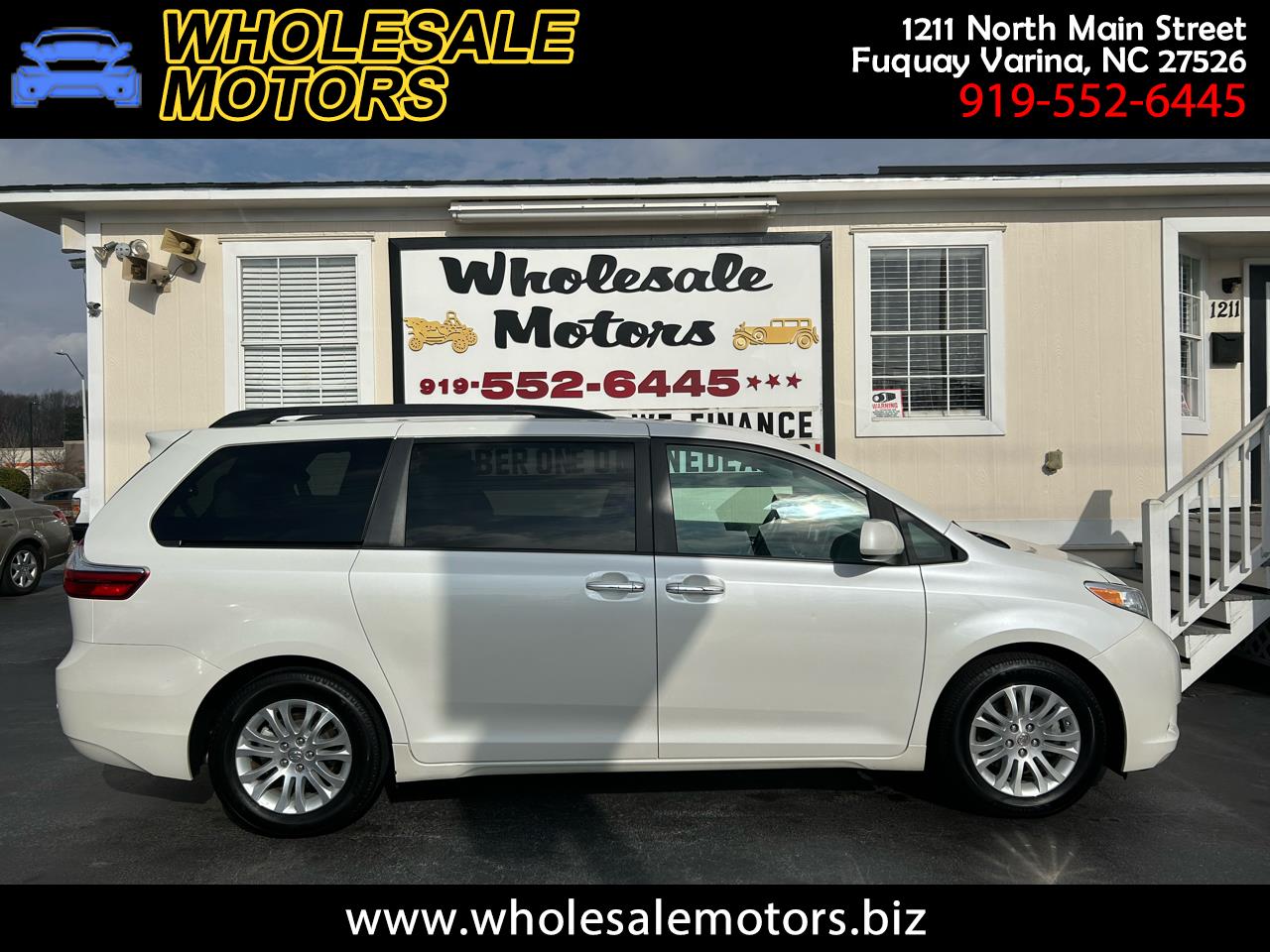 Toyota Sienna XLE 2015