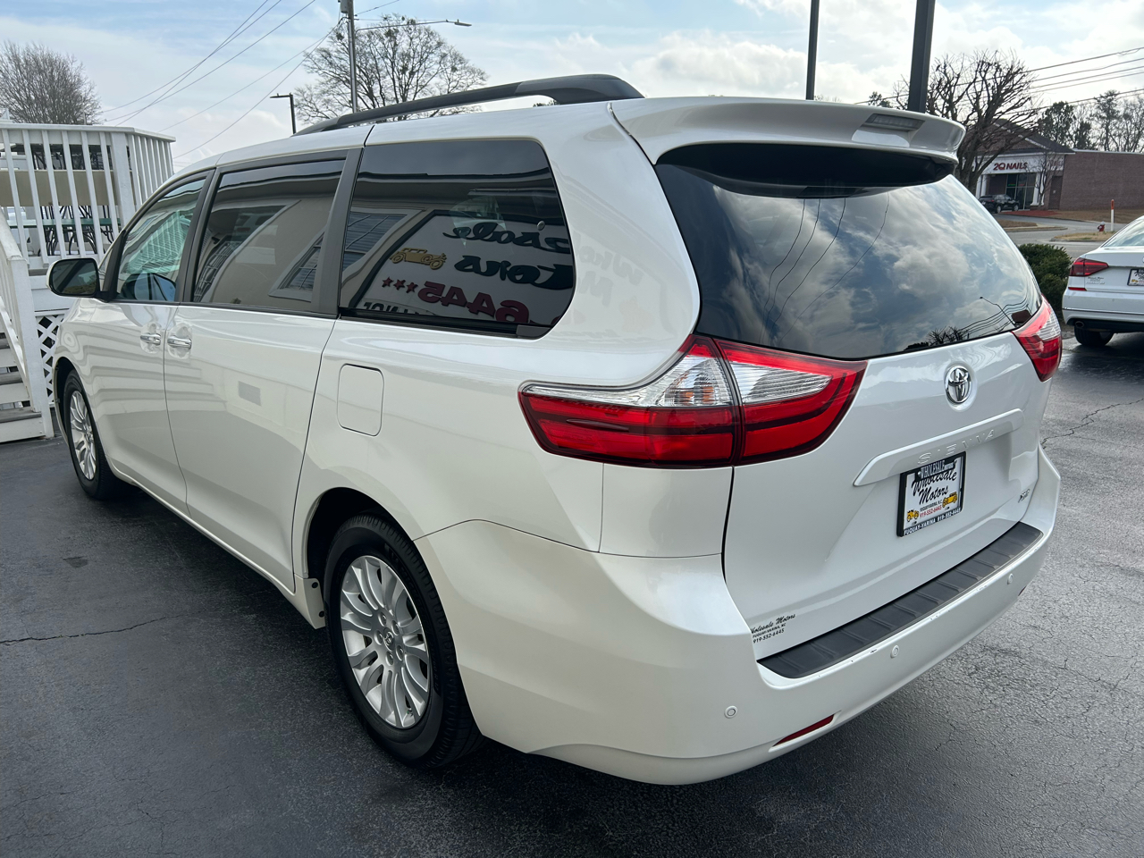 Toyota Sienna XLE 2015