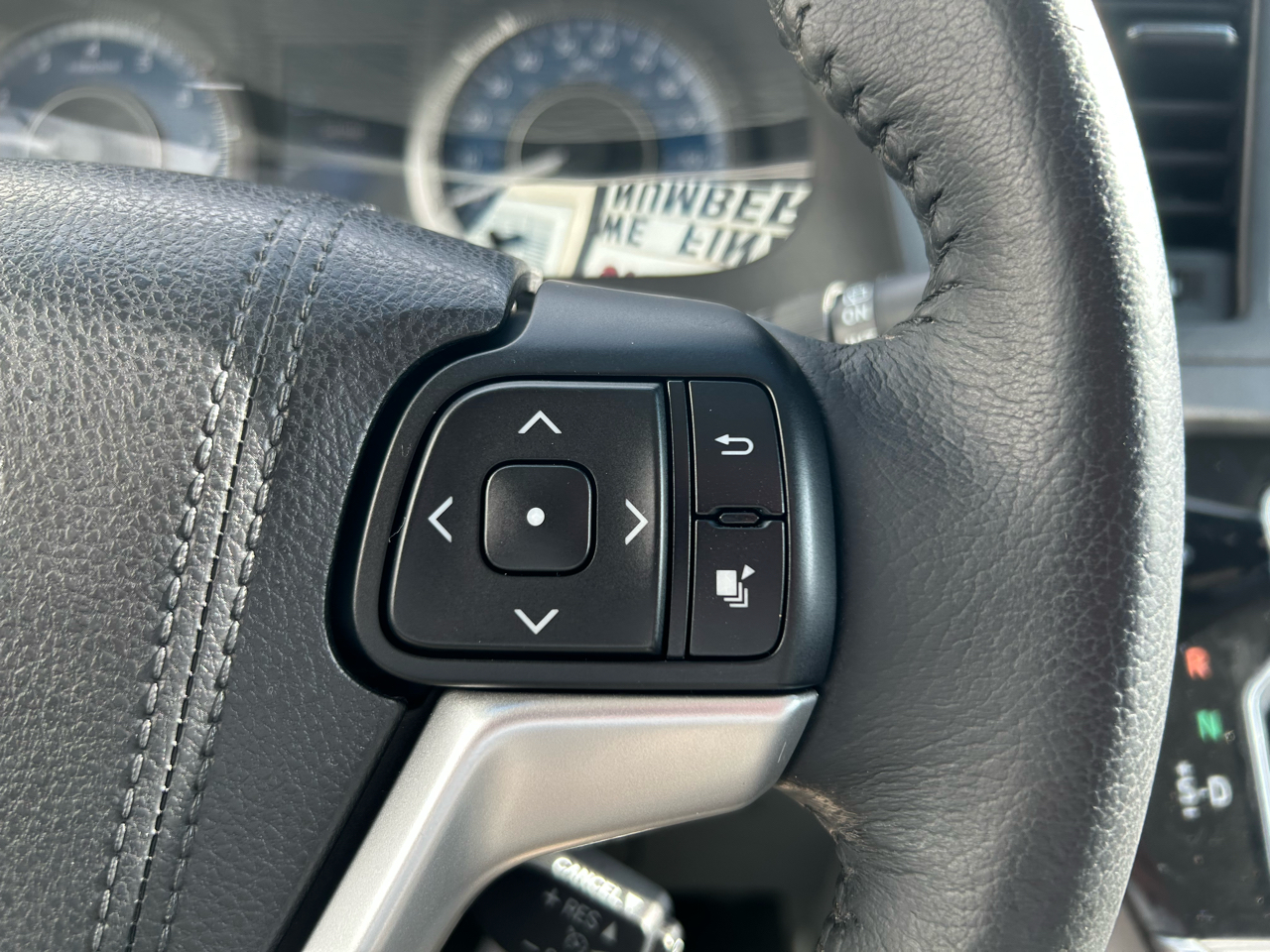 Toyota Sienna XLE 2015