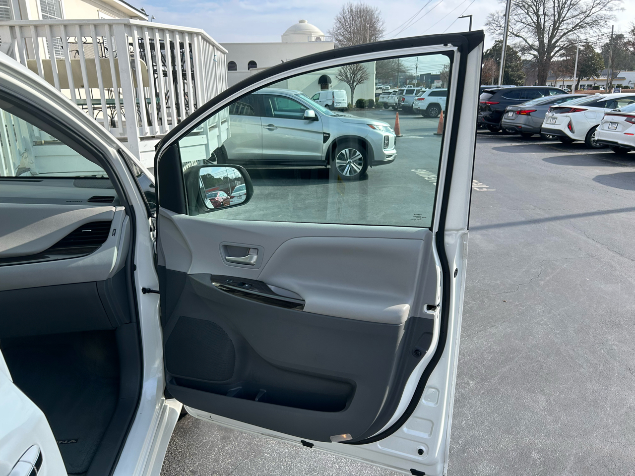 Toyota Sienna XLE 2015