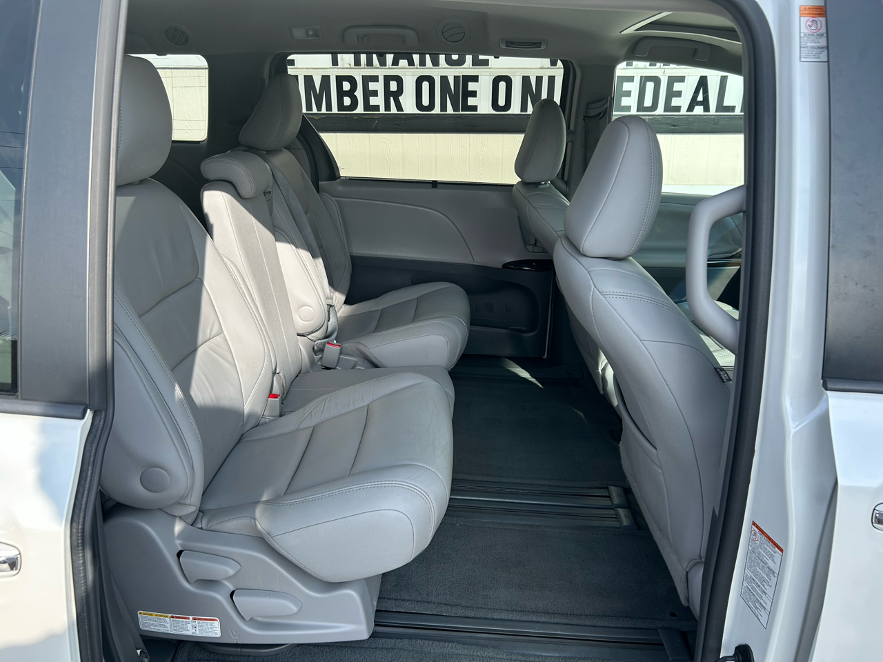 Toyota Sienna XLE 2015