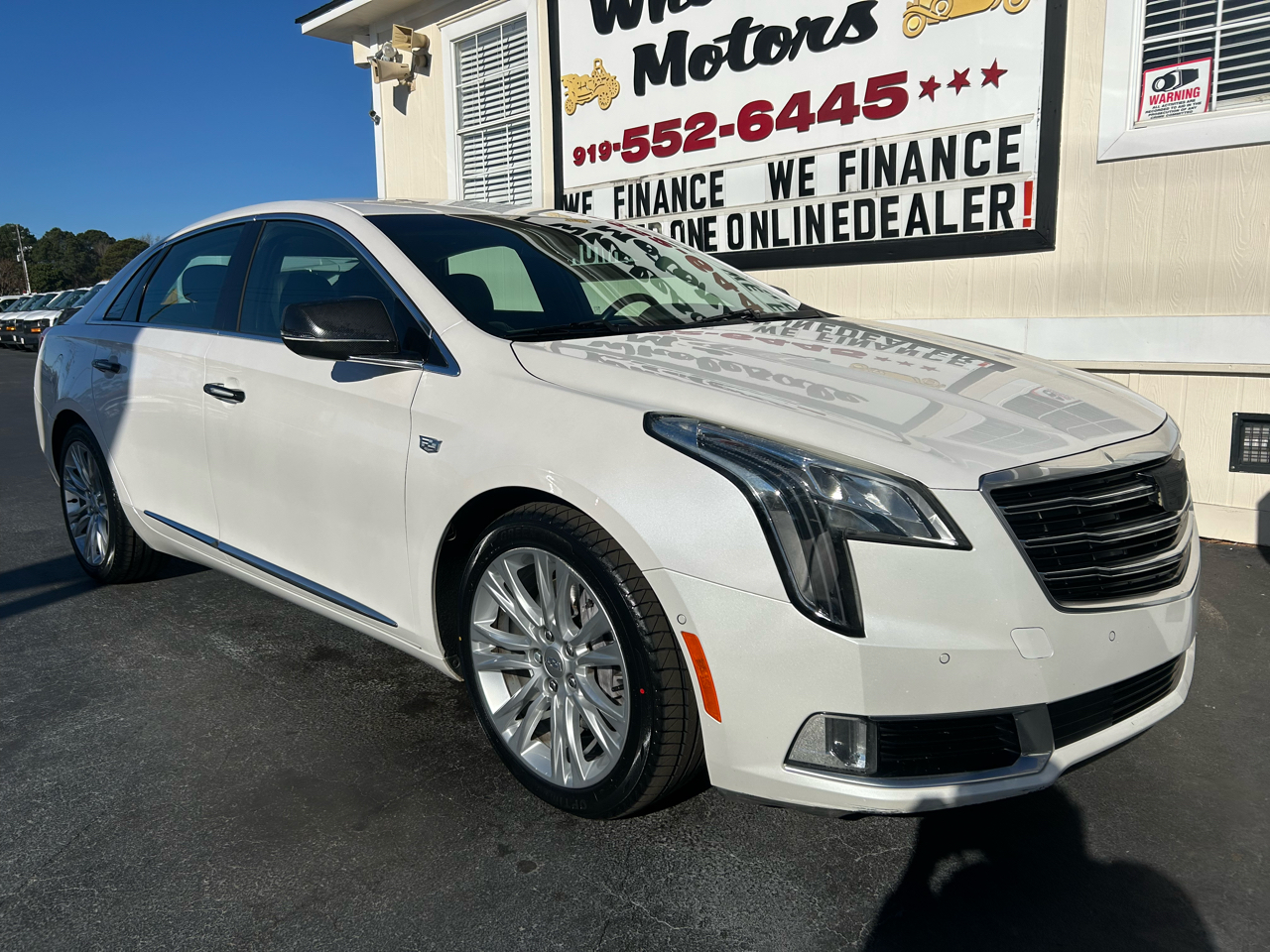 Cadillac XTS 4dr Sdn Luxury FWD 2019