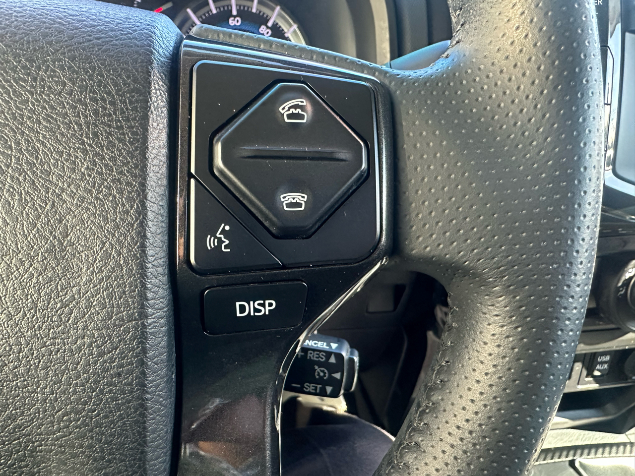 Toyota 4Runner TRD Off Road Premium 4WD (Natl) 2018