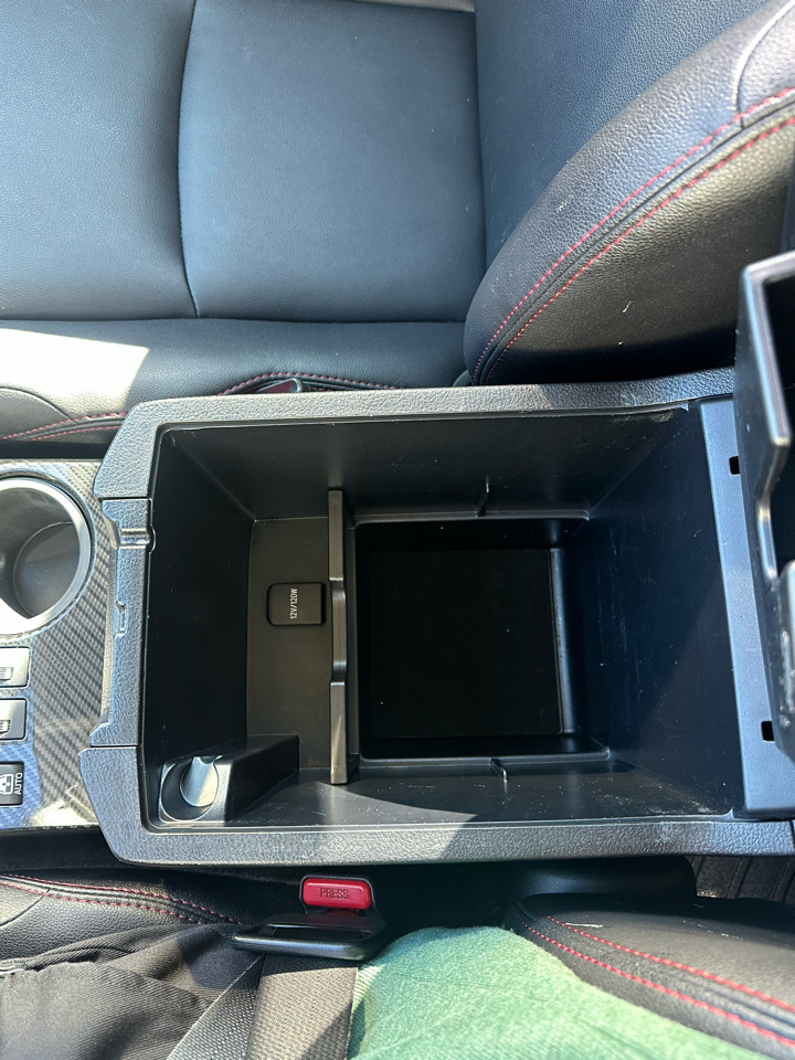 Toyota 4Runner TRD Off Road Premium 4WD (Natl) 2018