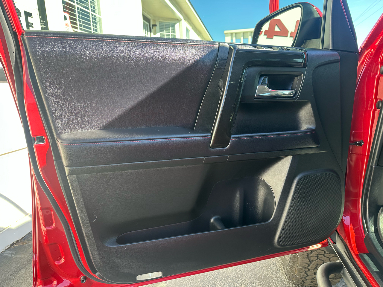 Toyota 4Runner TRD Off Road Premium 4WD (Natl) 2018