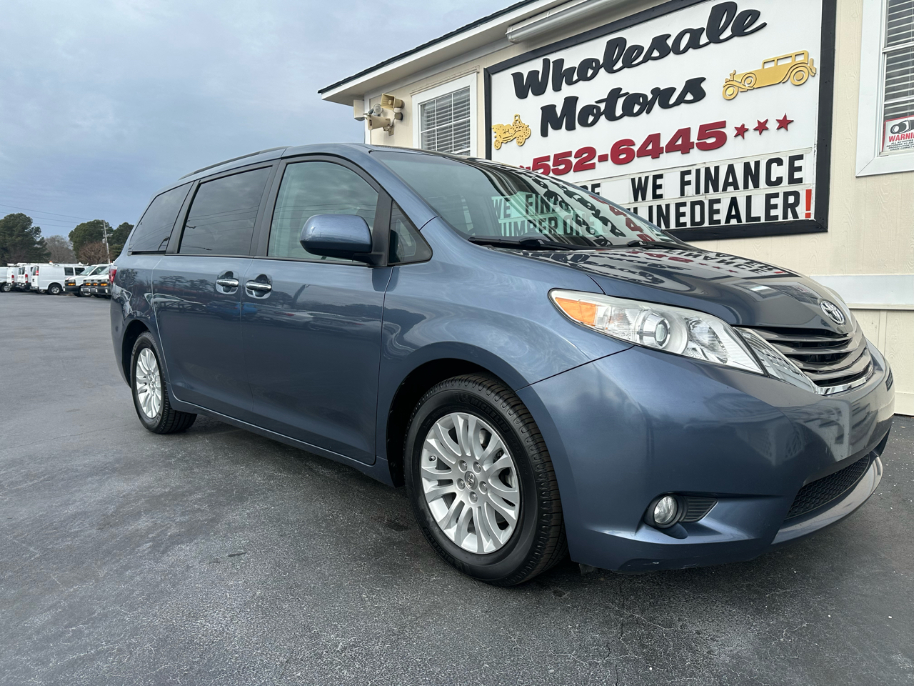Toyota Sienna 5dr 8-Pass Van XLE Premium FWD (Natl) 2015