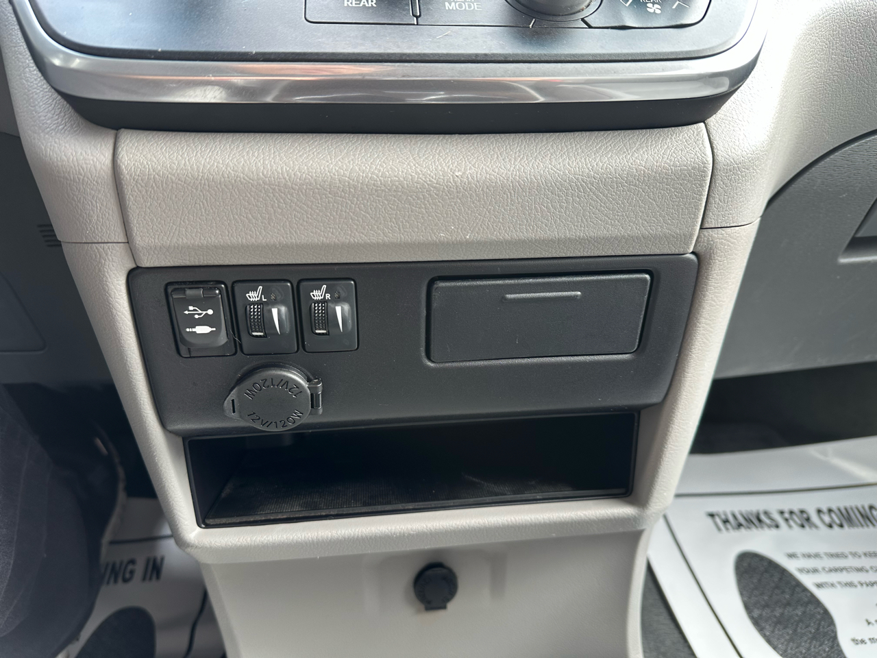 Toyota Sienna 5dr 8-Pass Van XLE Premium FWD (Natl) 2015