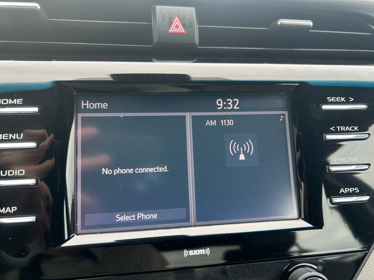 Toyota Camry SE 2020