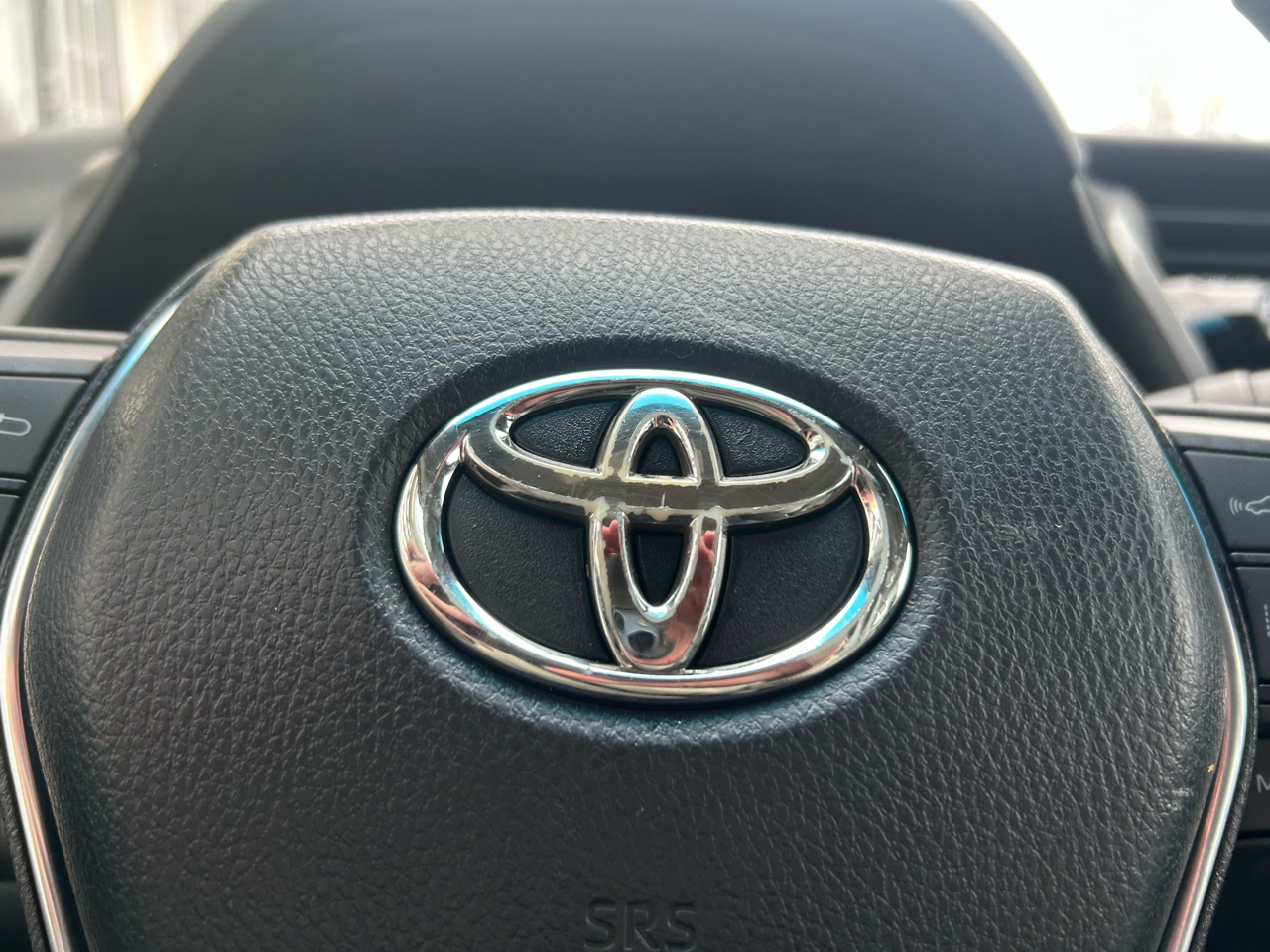 Toyota Camry SE 2020