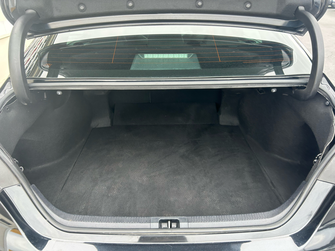 Toyota Camry SE 2020