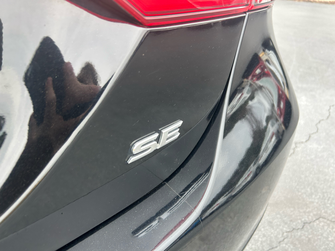 Toyota Camry SE 2020