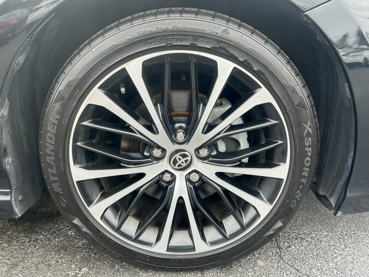 Toyota Camry SE 2020